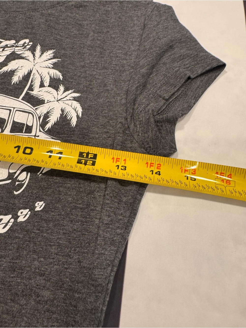 Splash Charcoal Heather Tee with White Logo - Picture 2 of 3